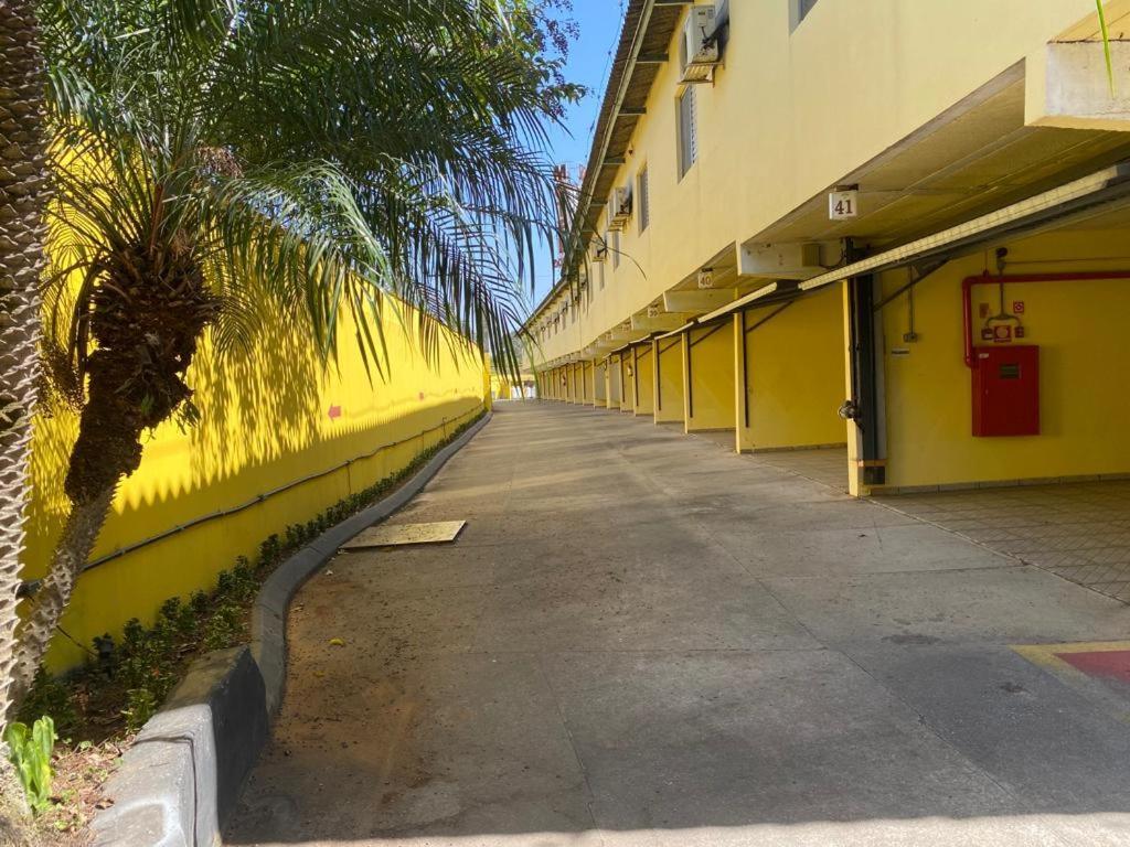 Motel 2000 Guarulhos Bagian luar foto