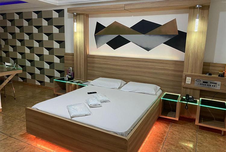 Motel 2000 Guarulhos Ruang foto