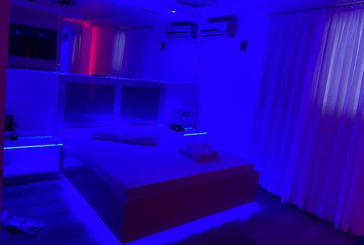 Motel 2000 Guarulhos Ruang foto