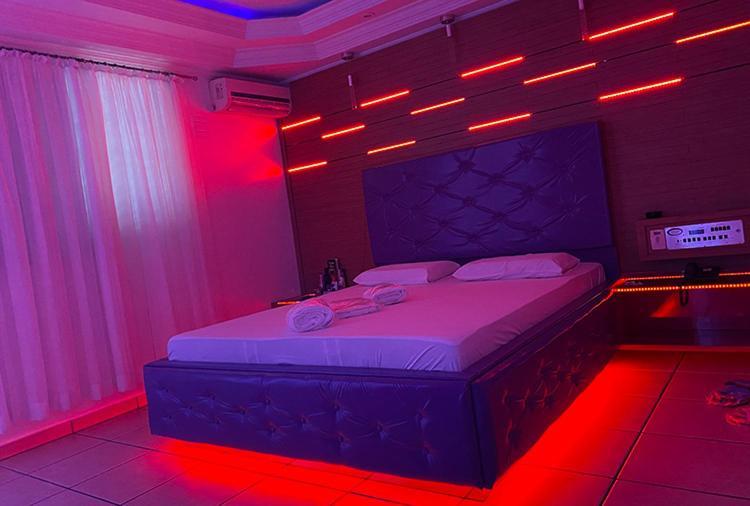 Motel 2000 Guarulhos Ruang foto